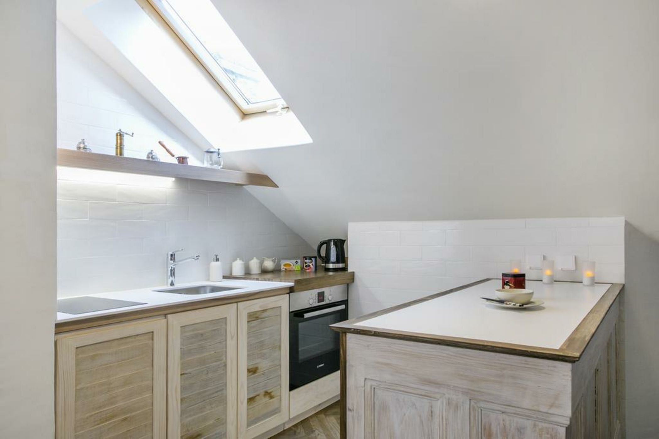 Old Town Roomy Apartment near Kalemegdan