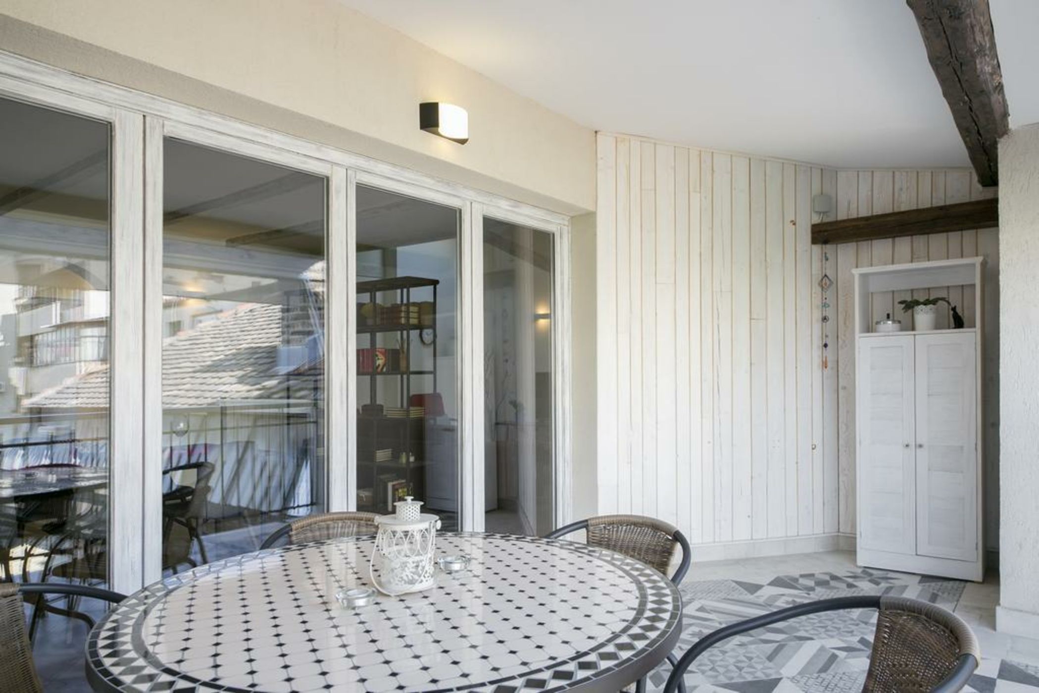 Old Town Roomy Apartment near Kalemegdan