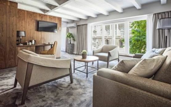 Nomad Luxury Suites