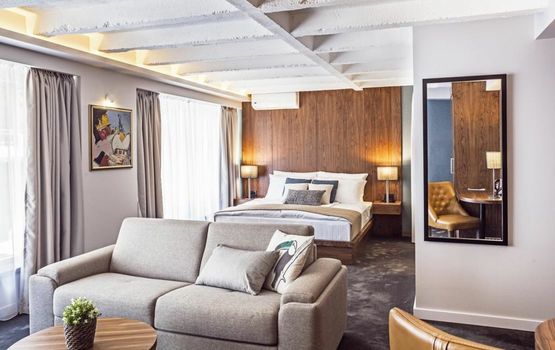Nomad Luxury Suites