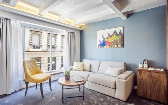 Nomad Luxury Suites