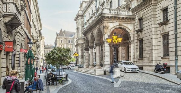 Enzo Capo Luxury Suites Andrassy