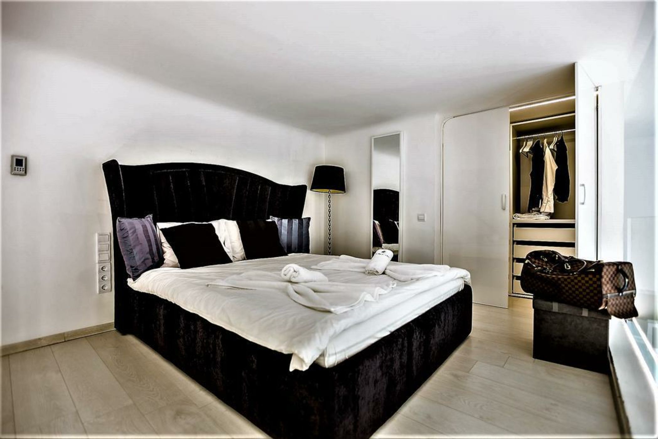 Enzo Capo Luxury Suites Andrassy