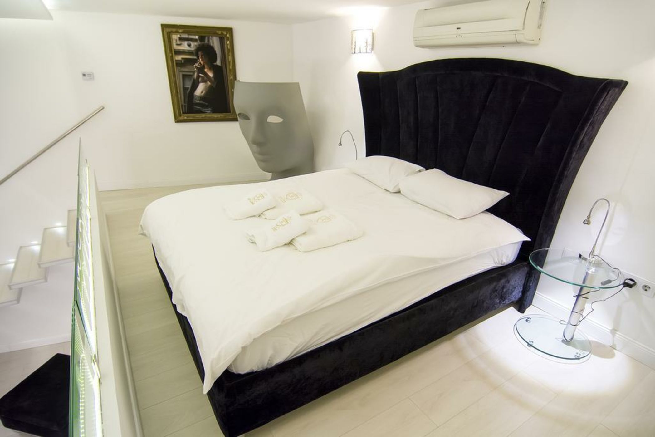 Enzo Capo Luxury Suites Andrassy