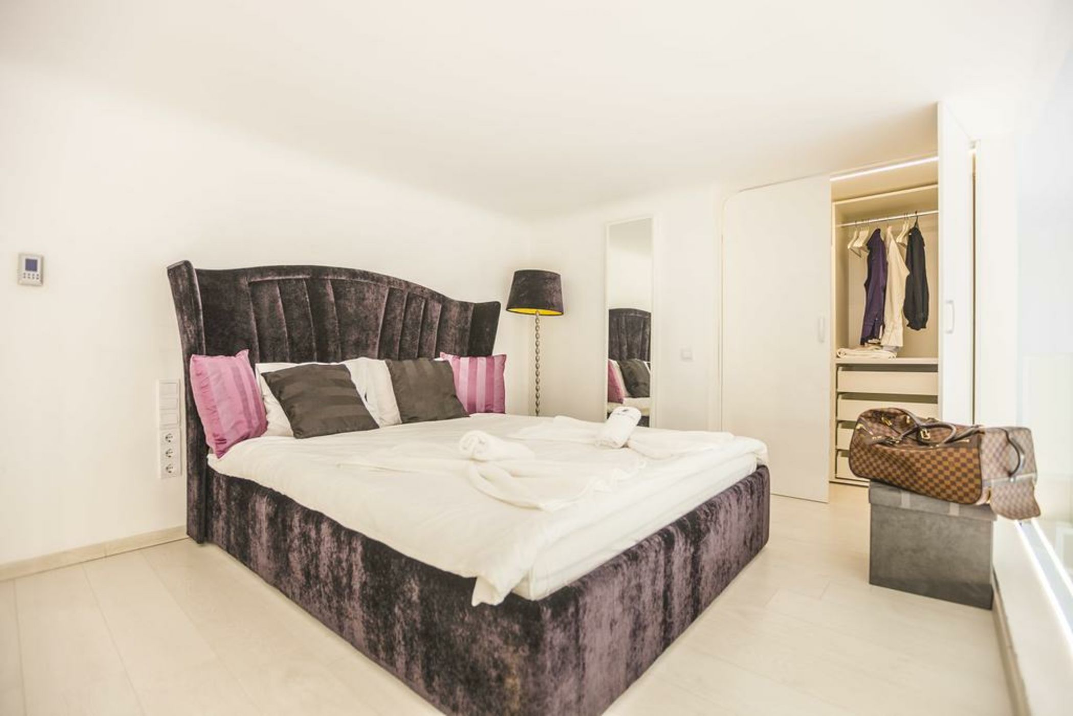 Enzo Capo Luxury Suites Andrassy