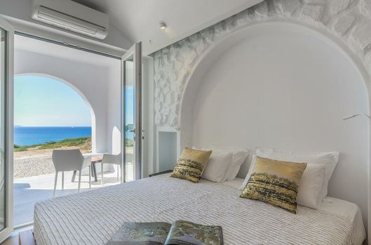 Cyano Suites