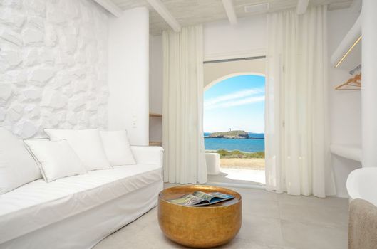 Cyano Suites