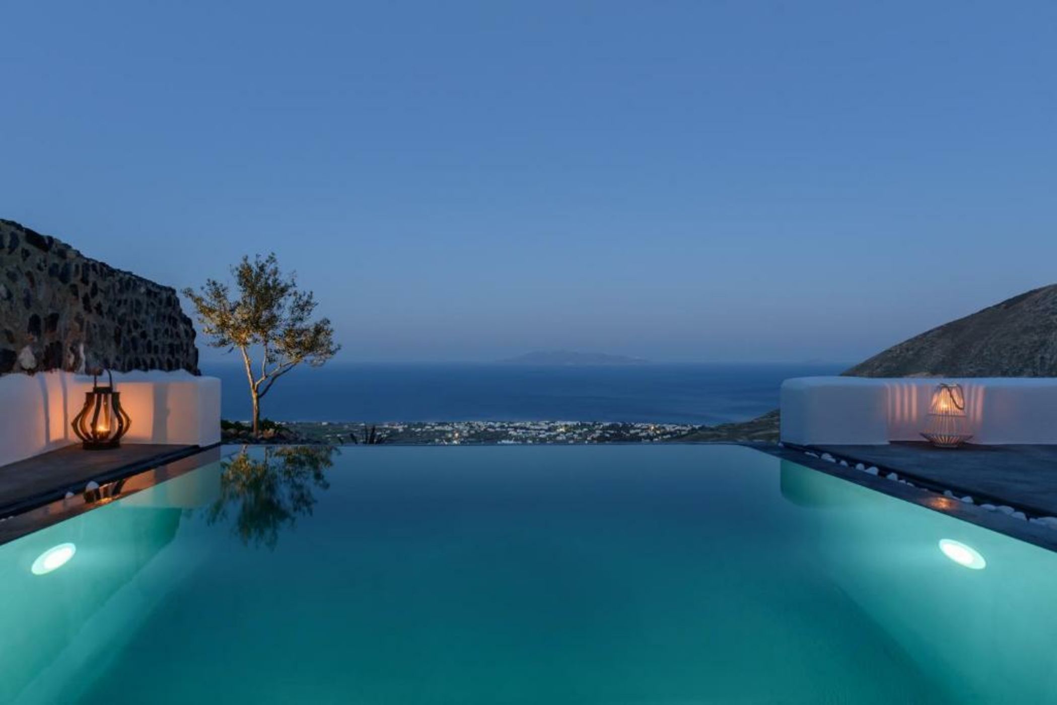 Andromaches - by Senses Collection