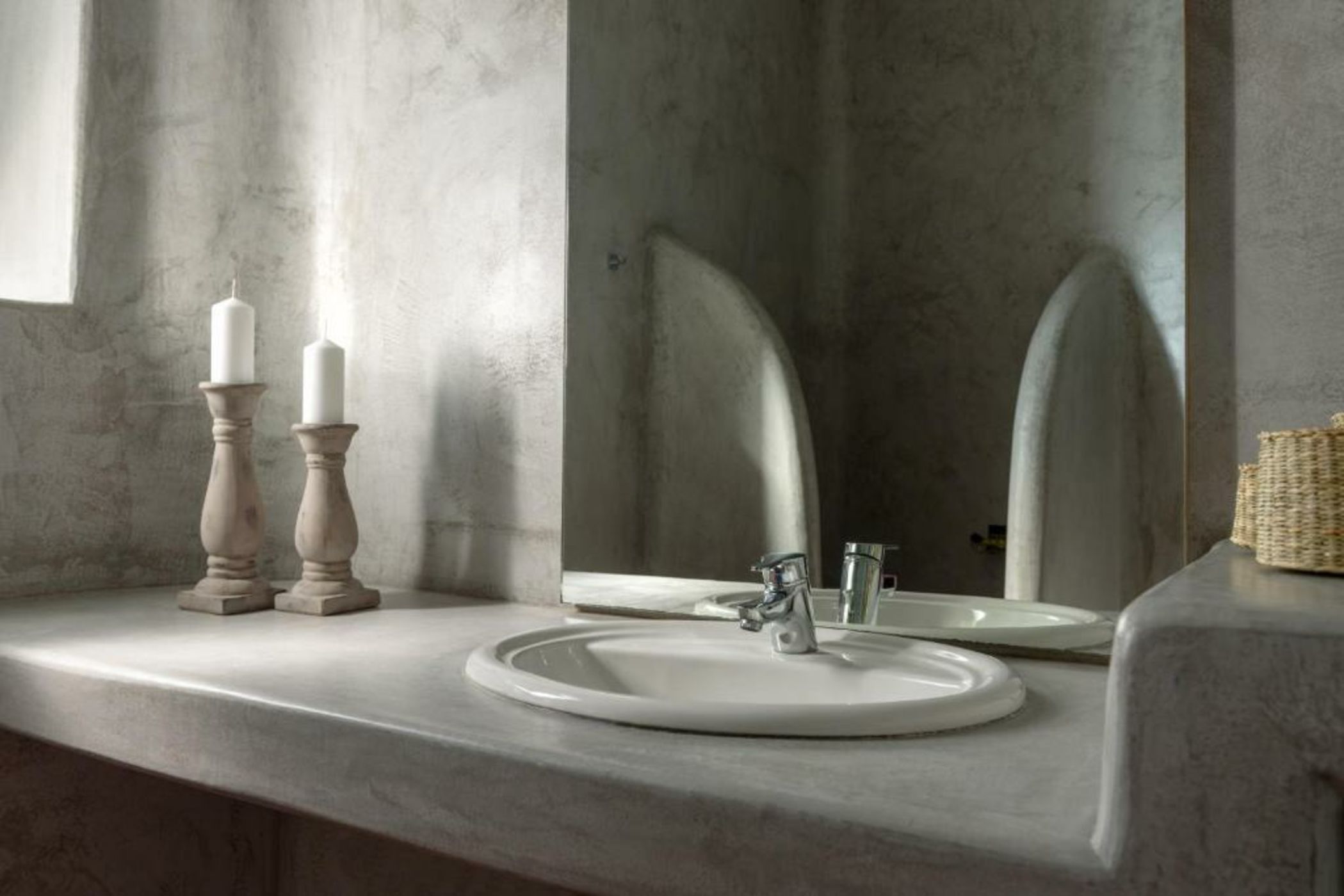 Andromaches - by Senses Collection