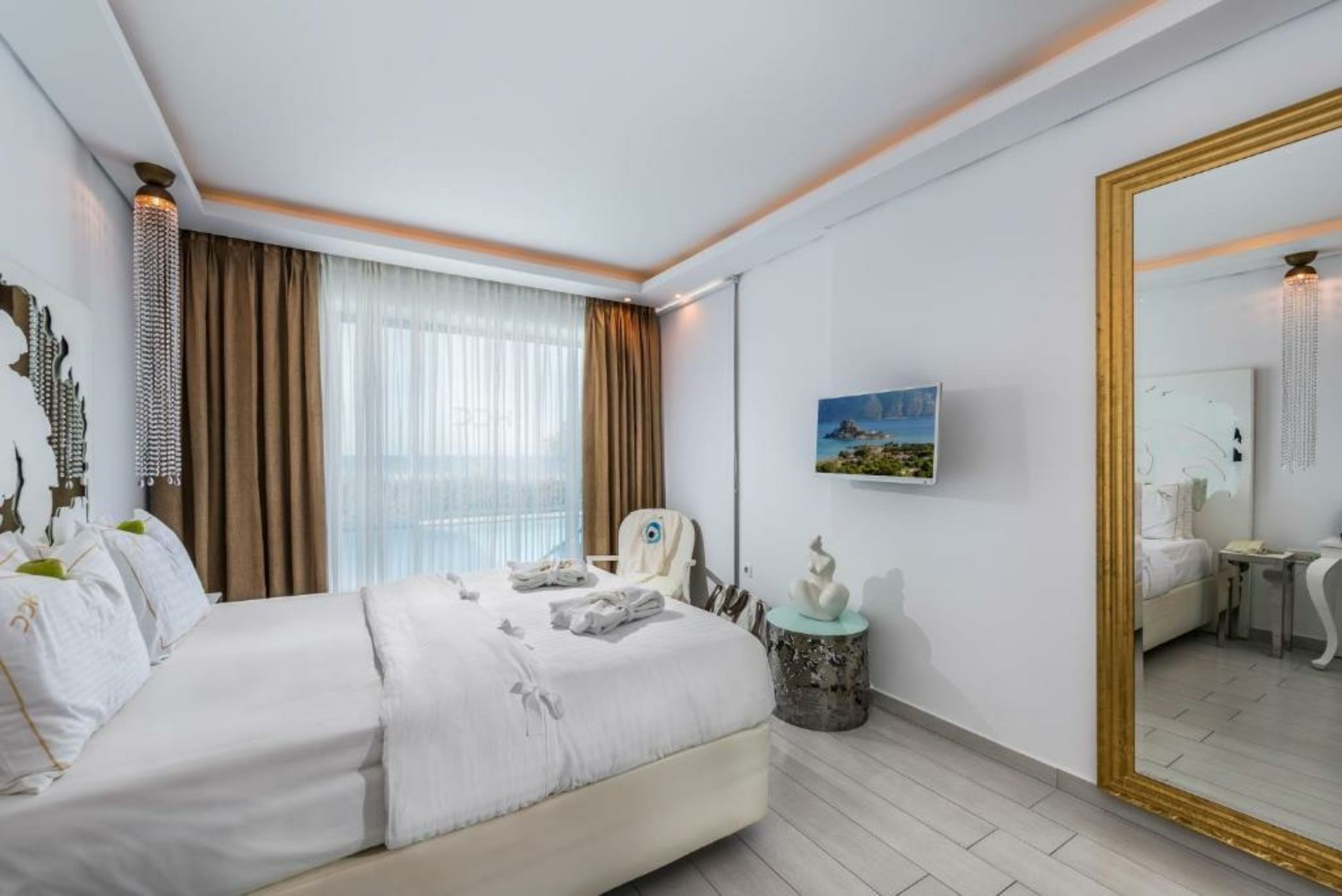 Diamond Deluxe Hotel - Adults Only