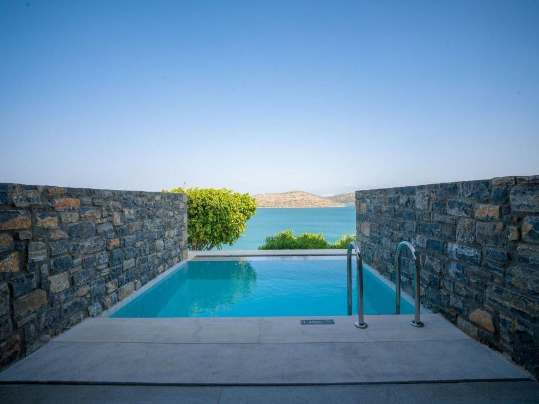 Royal Marmin Bay Boutique & Art Hotel