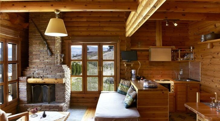 Hyades Mountain Resort