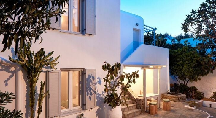 Mykonos Town Suites