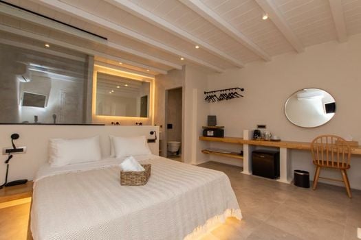 Aelia Mykonos