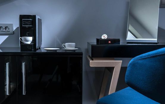 Lavris City Suites