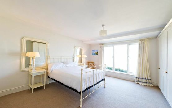Cliff House Hotel