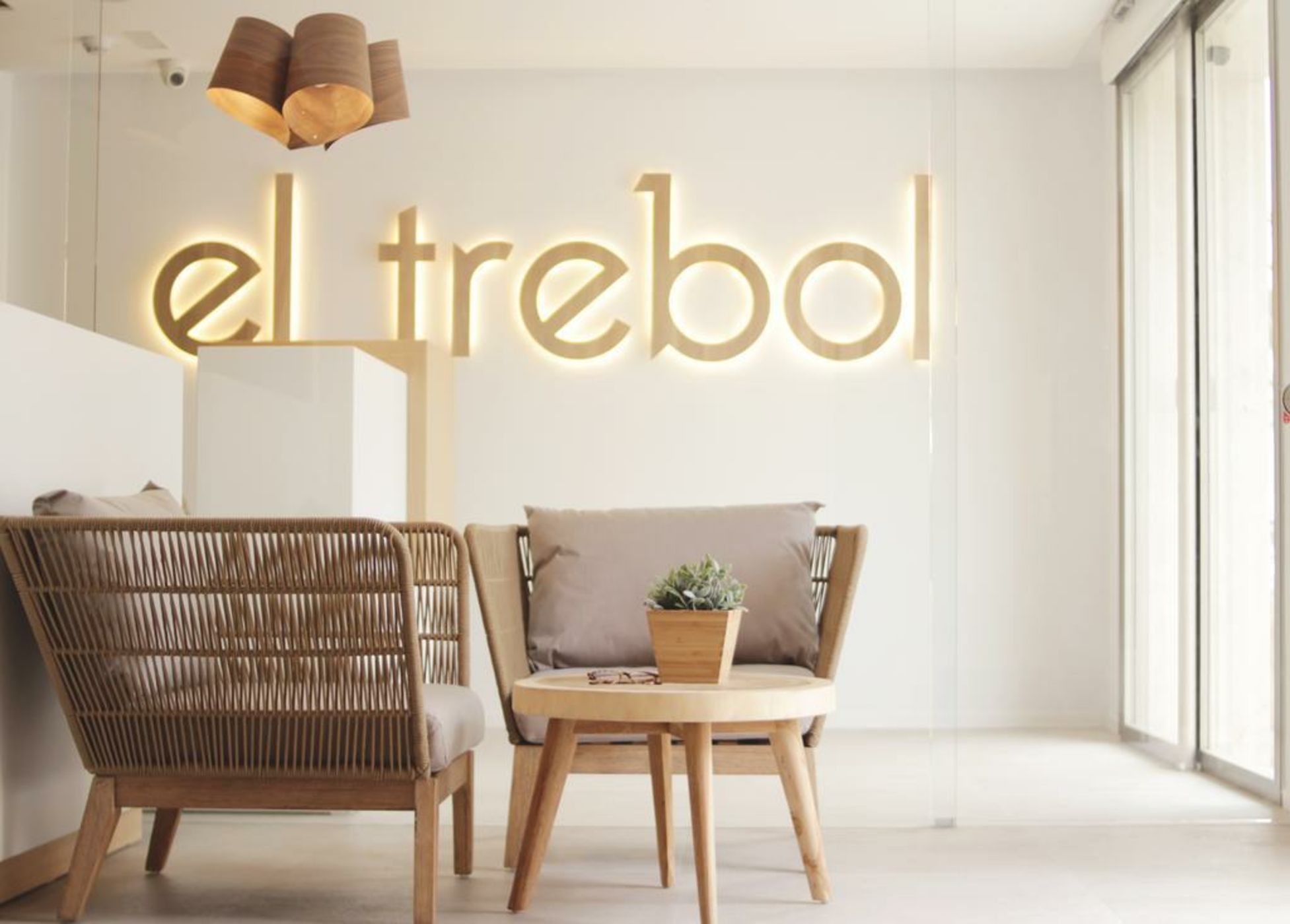 El Trebol Bar & Hotel