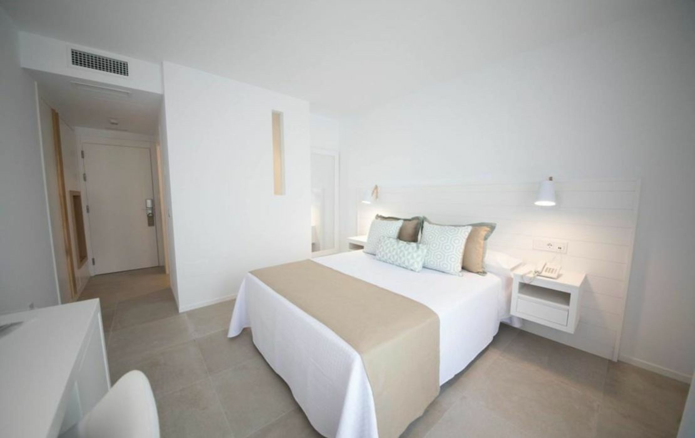 El Trebol Bar & Hotel