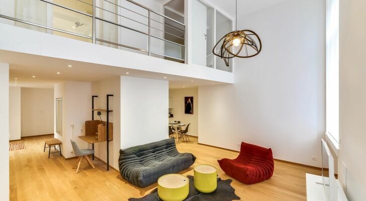 ClubLord - High Standing Comfortable Loft