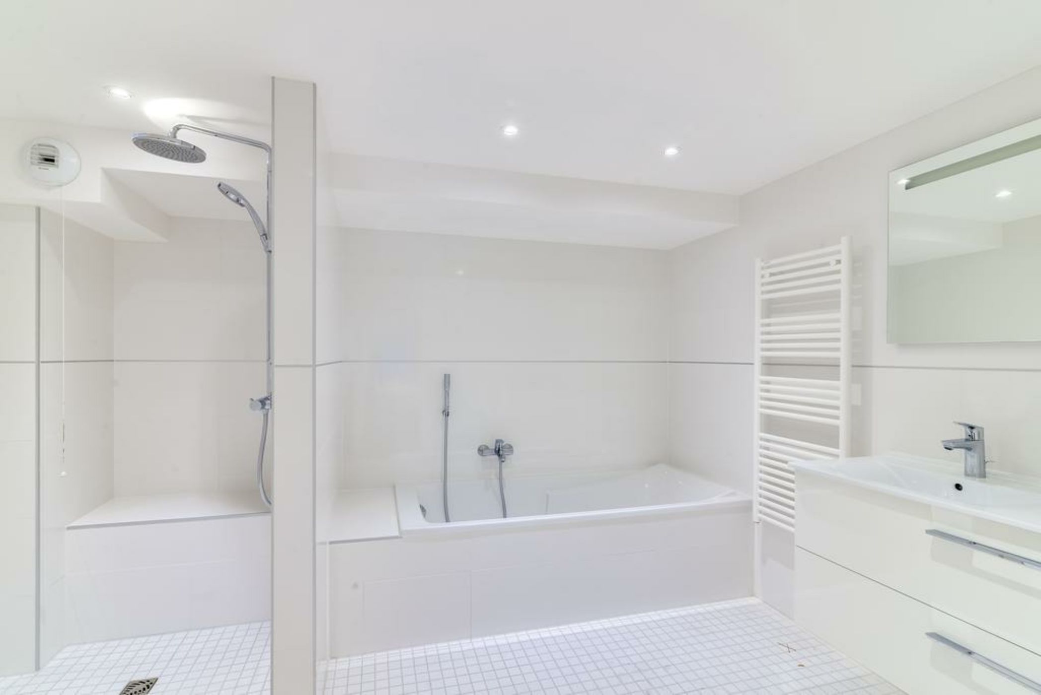 ClubLord - High Standing Comfortable Loft