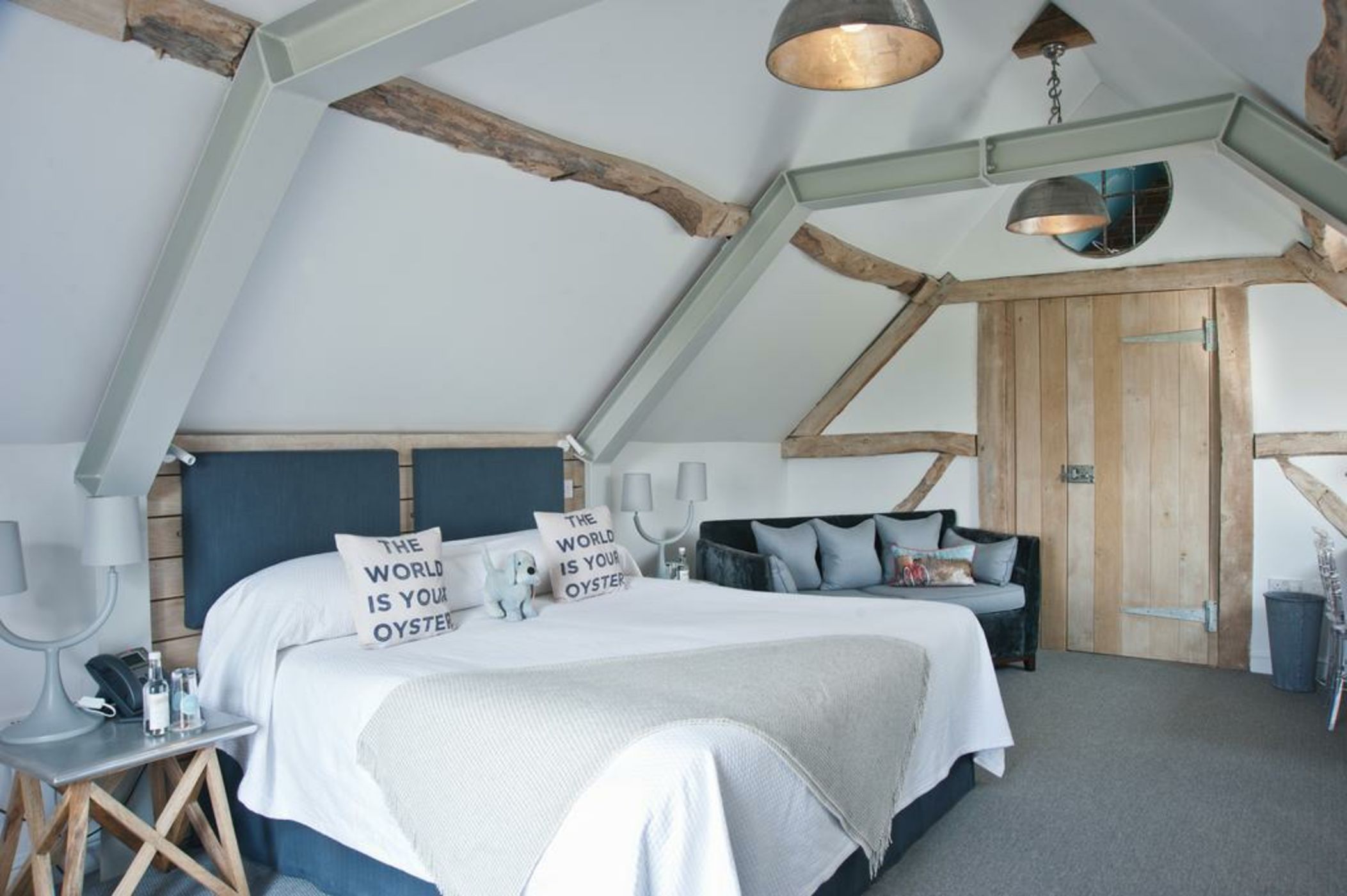 The Bell, Alderminster