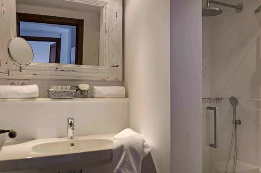 StayCatalina Boutique Hotel-Apartments