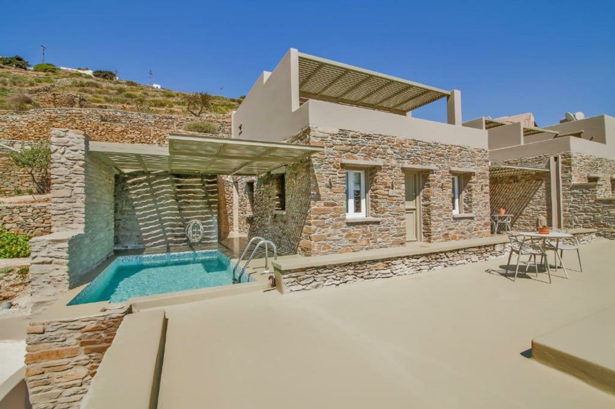 Aeolis Tinos Suites