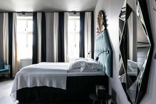 Hotel Flora