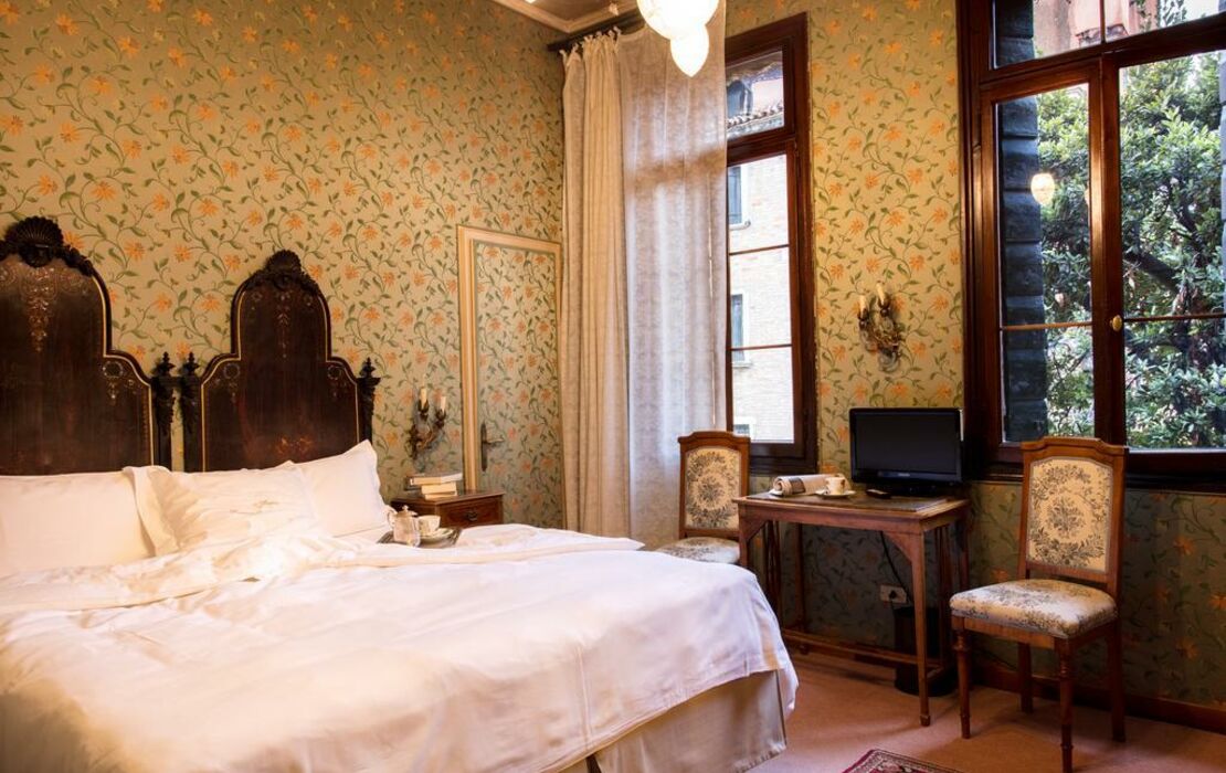 Hotel Flora, a Design Boutique Hotel Venice, Italy Hotel Flora, a Design Boutique Hotel Venice, Italy