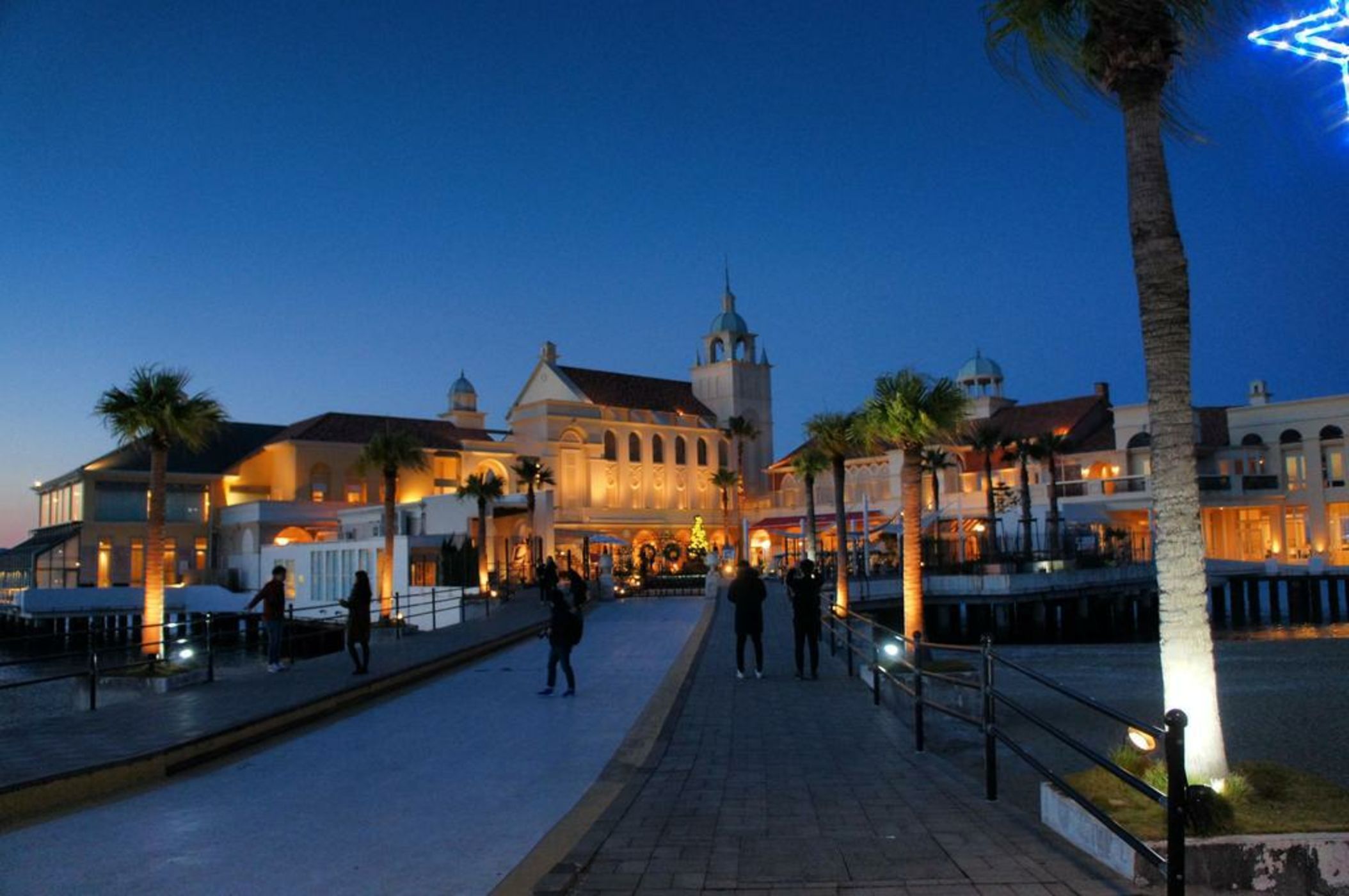 WeBase Hakata Hostel