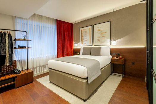 Hotel Indigo - London - 1 Leicester Square, an IHG Hotel
