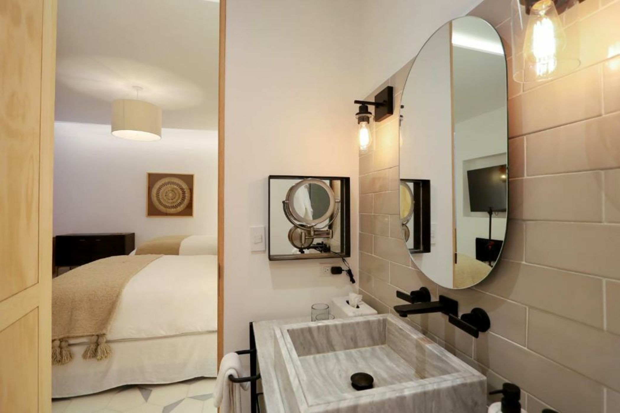 L'Ôtel at Dôce18 Concept House