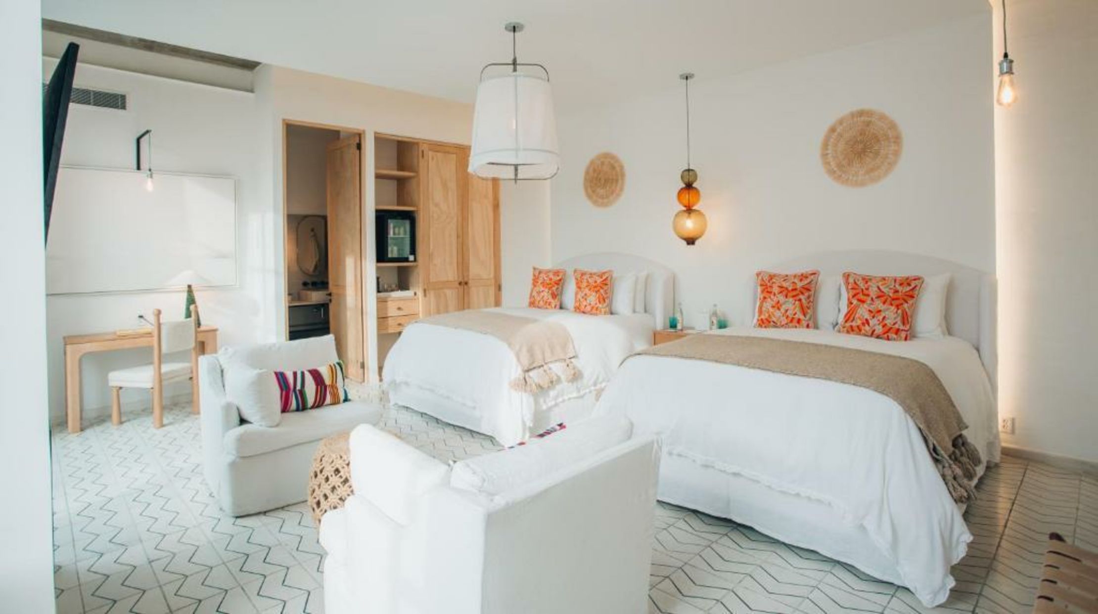 L'Ôtel at Dôce18 Concept House