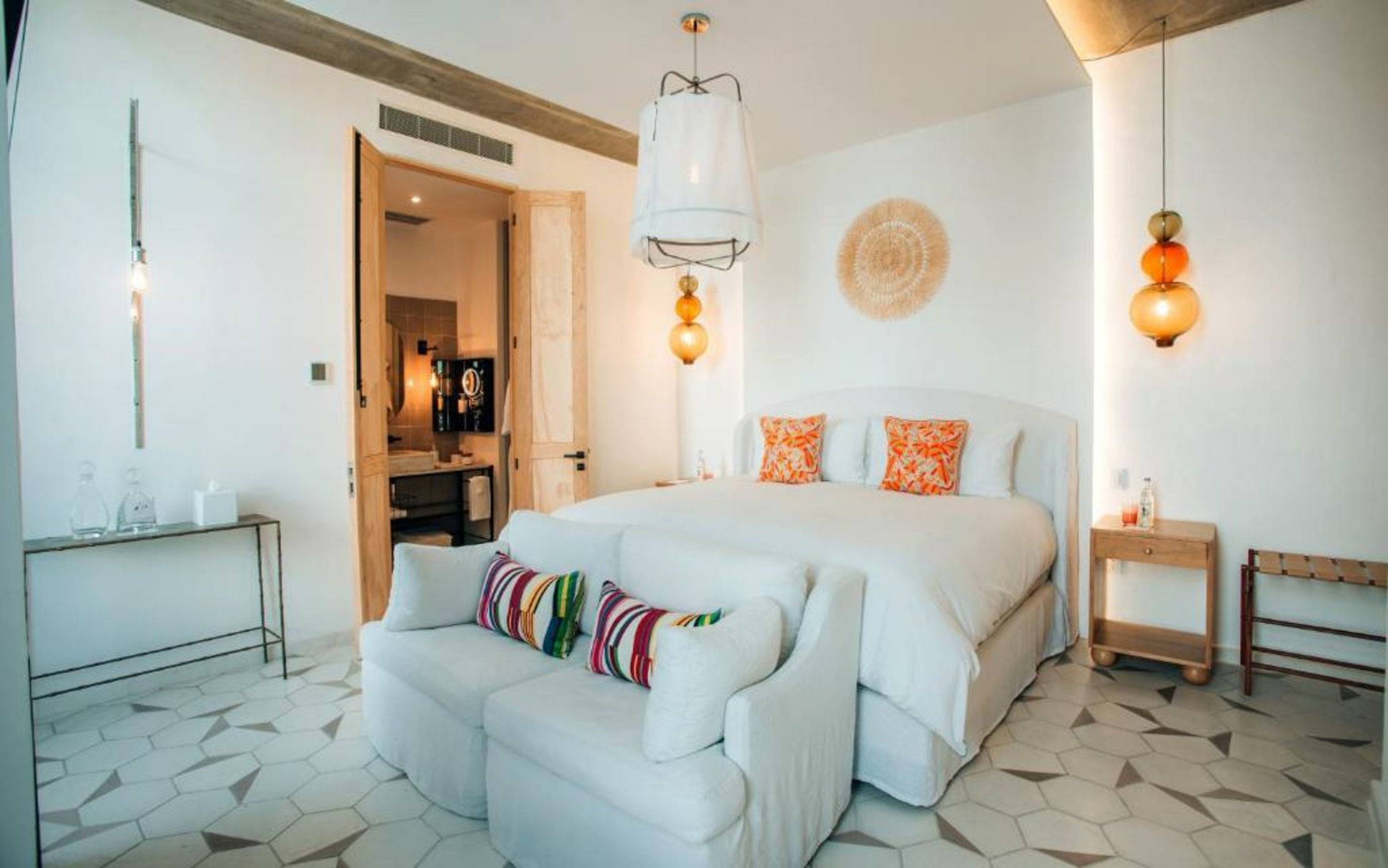 L'Ôtel at Dôce18 Concept House