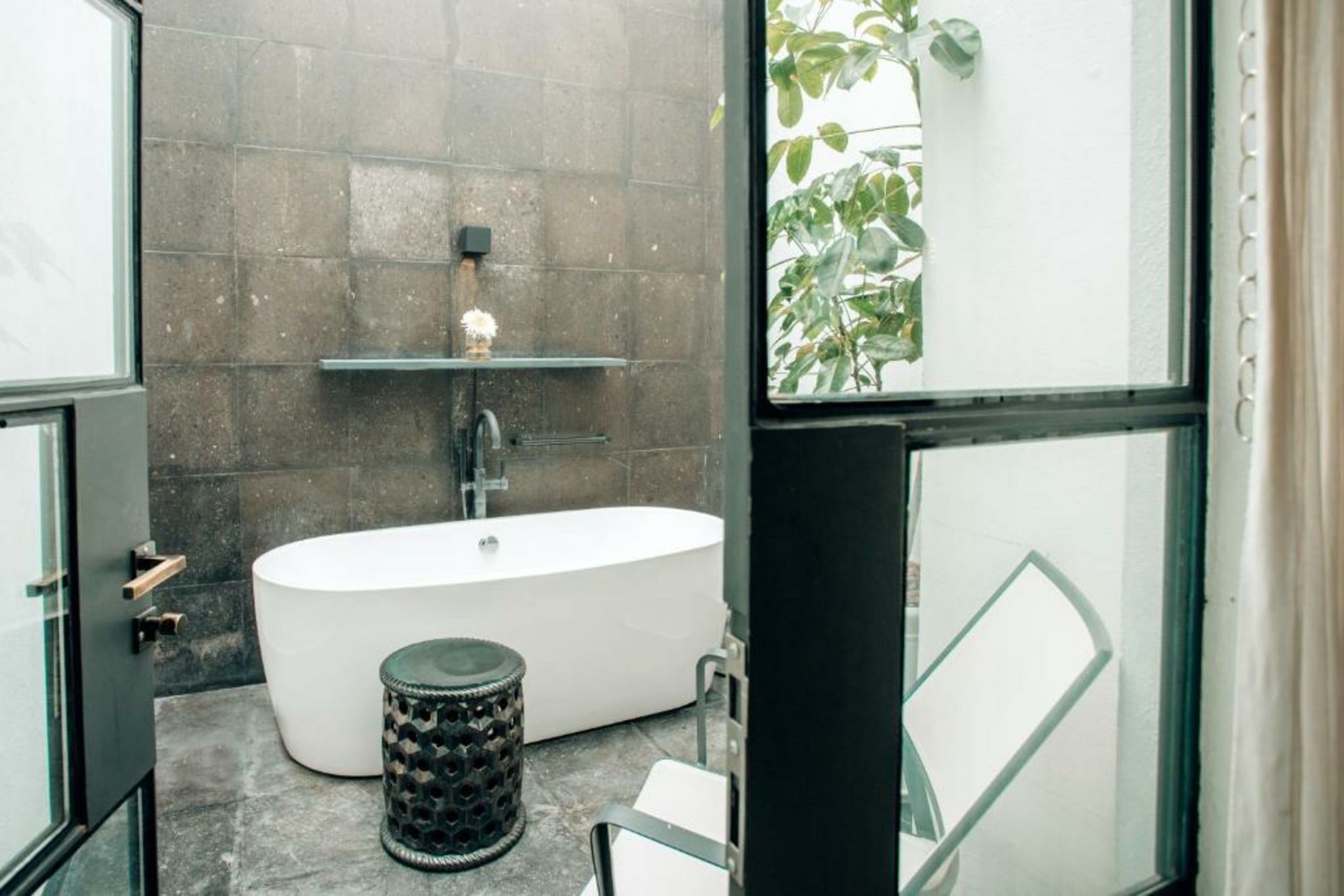 L'Ôtel at Dôce18 Concept House