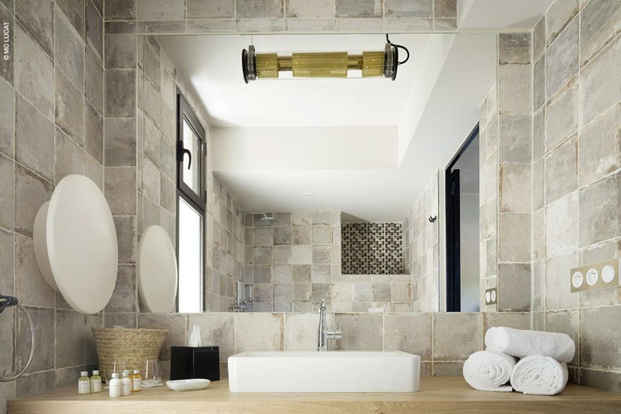 Le 19-21 - Un amour d'hotel