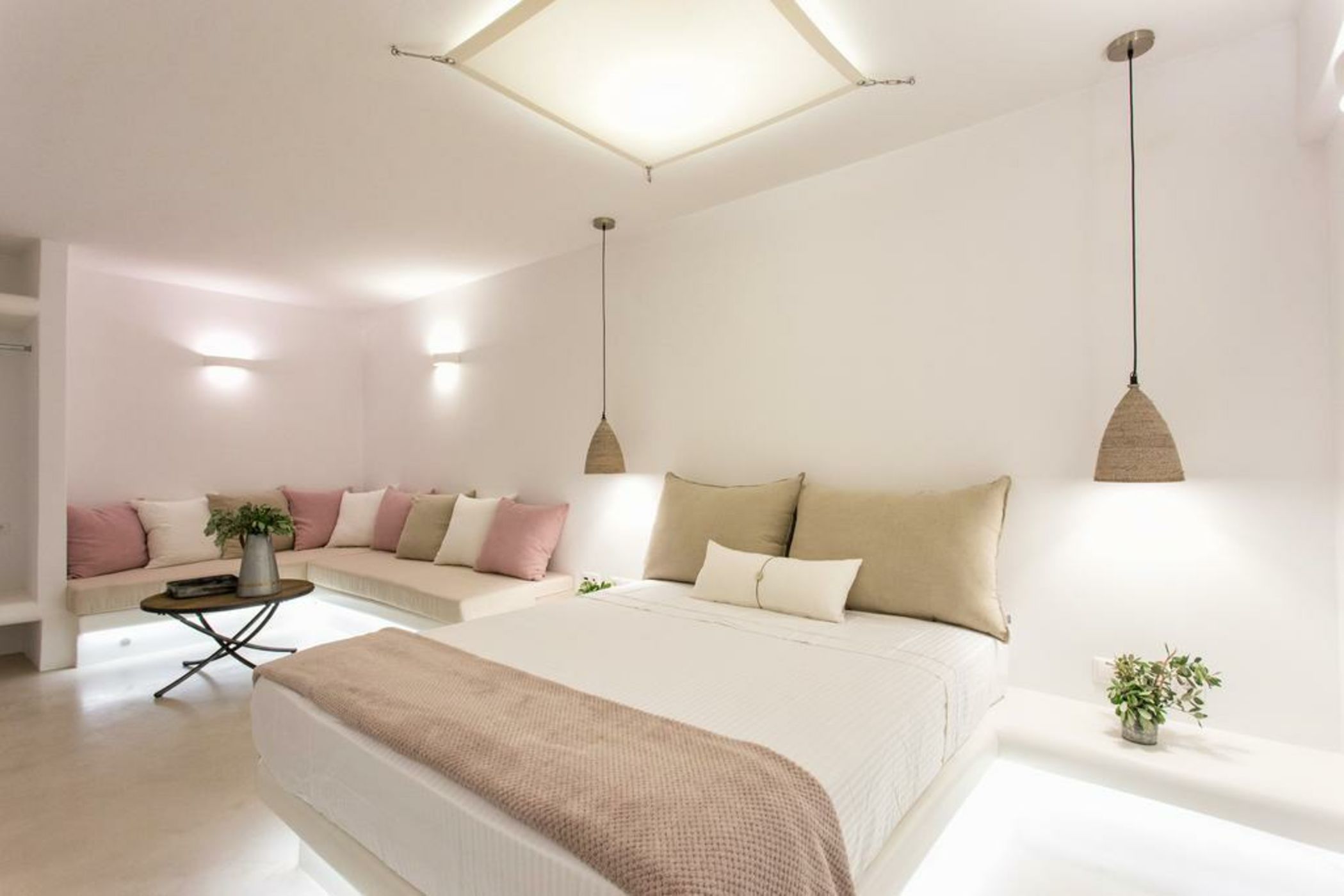 Anna Platanou Suites