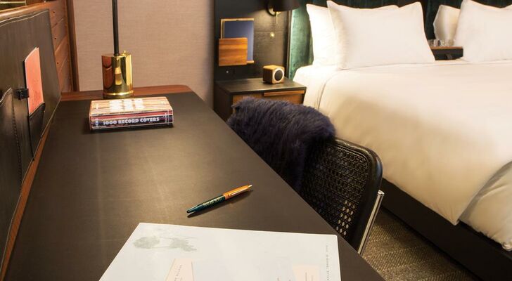 Fairlane Hotel