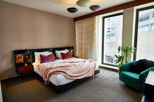 Fairlane Hotel Nashville, by Oliver