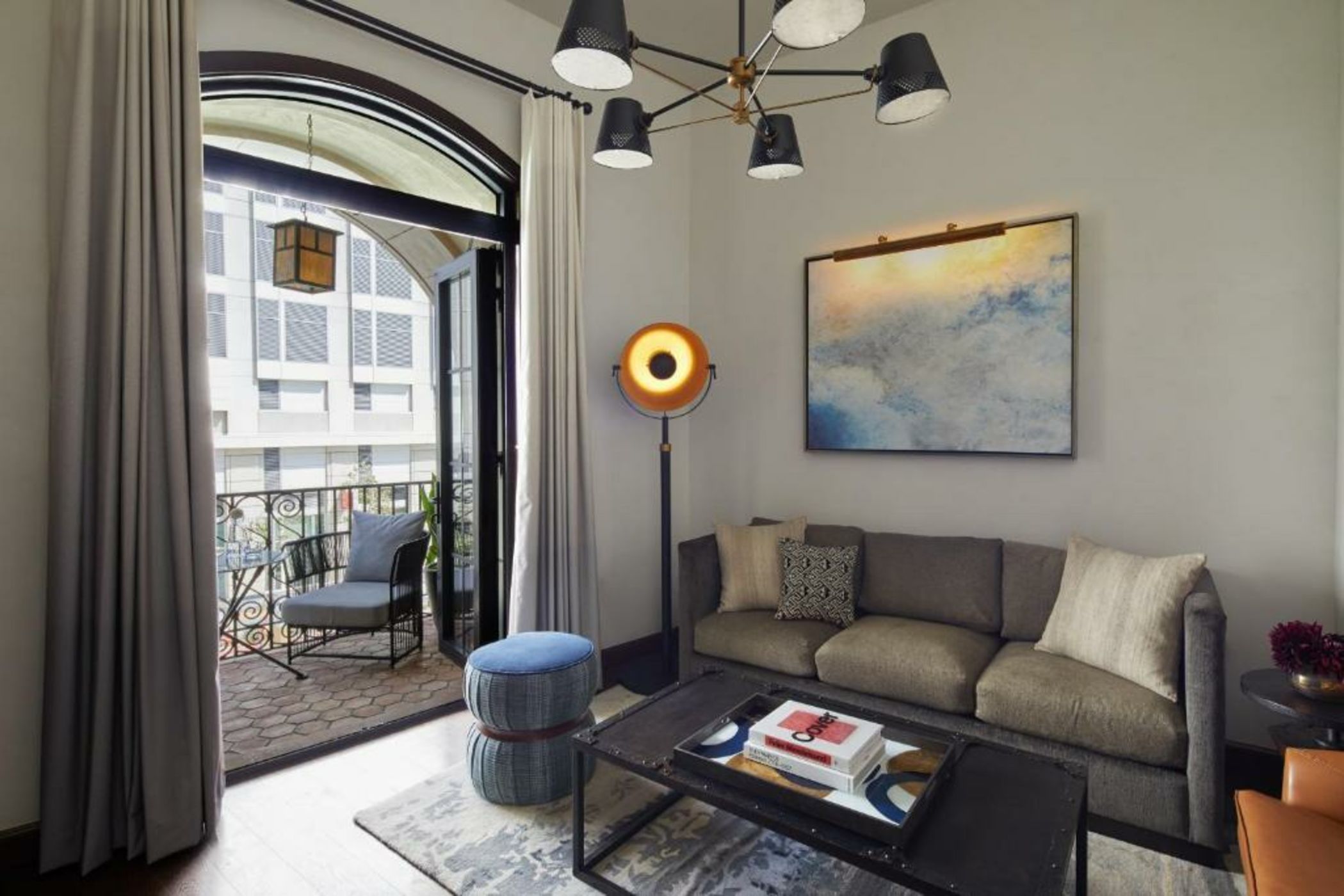 Hotel Figueroa, Unbound Collection by Hyatt