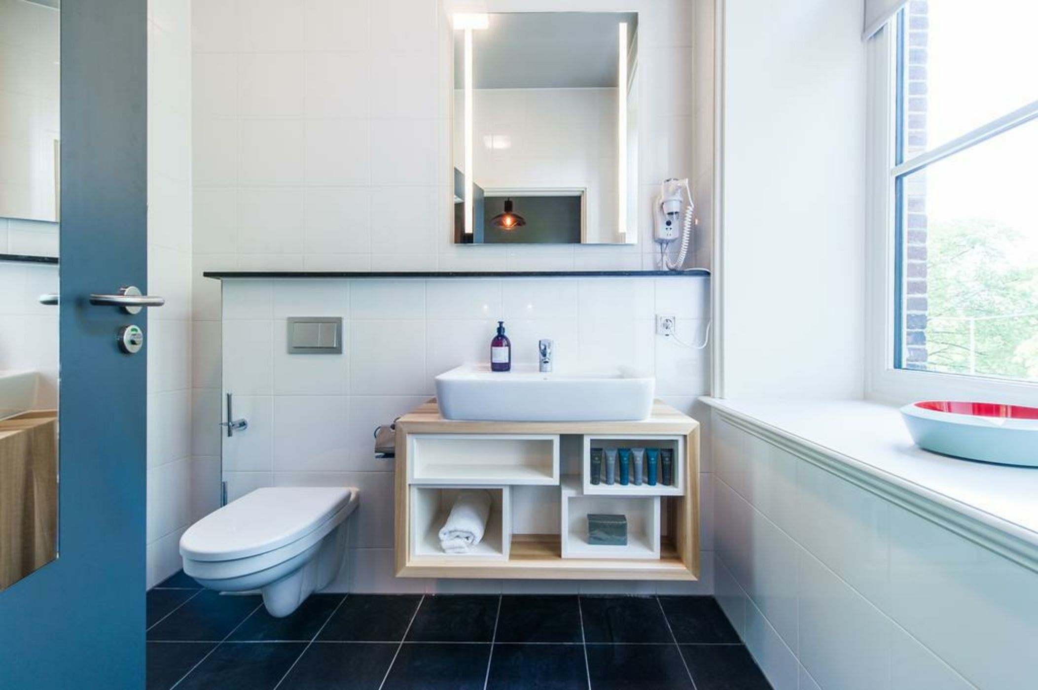 YAYS Amsterdam Maritime