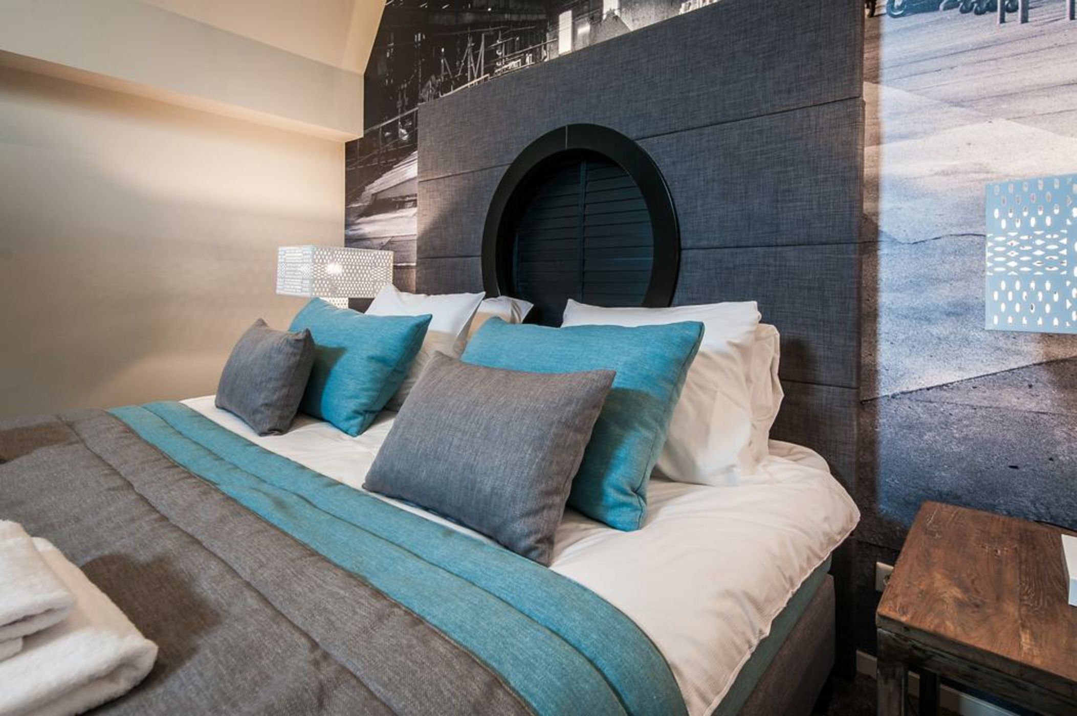 YAYS Amsterdam Maritime