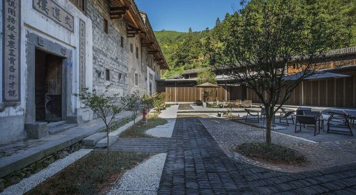 Tsingpu Tulou Retreat