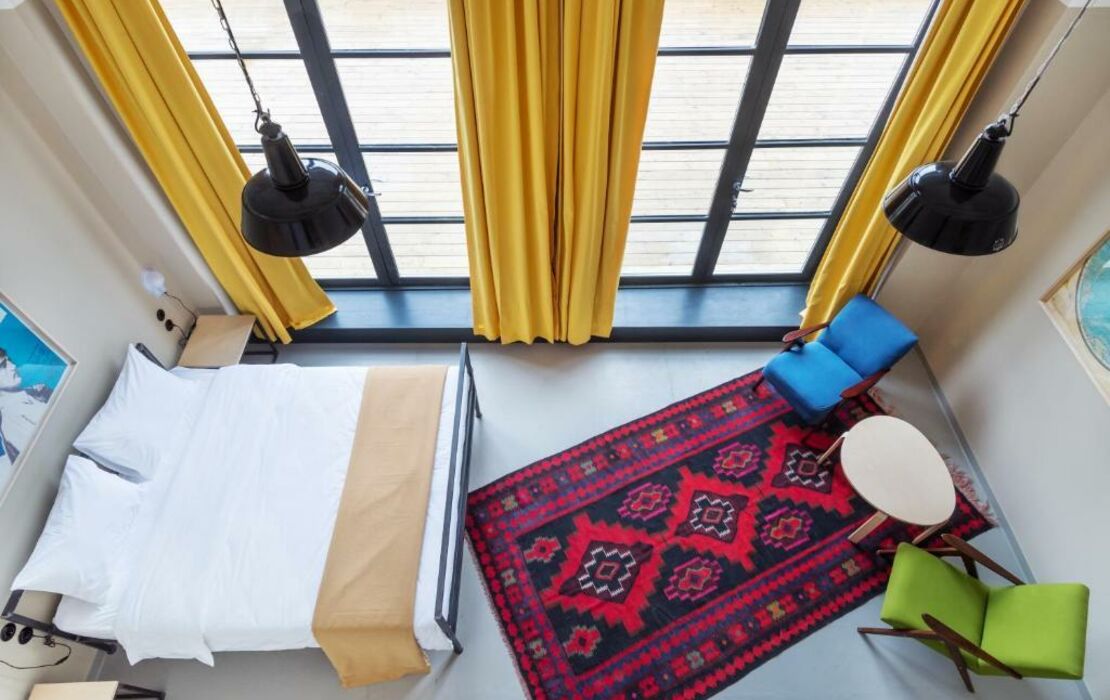 Fabrika Hostel & Suites