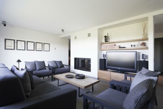 Suite & Pool