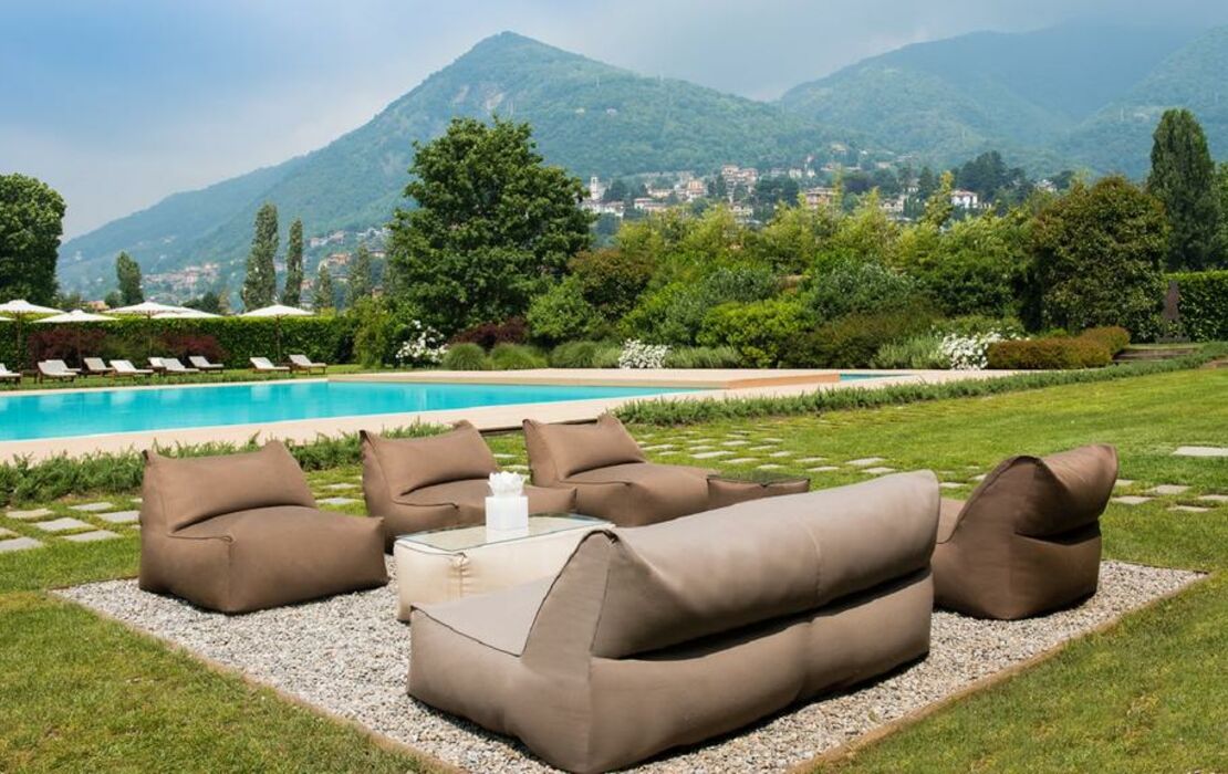 Casa Bianca Apartments, a Design Boutique Hotel Como, Italy