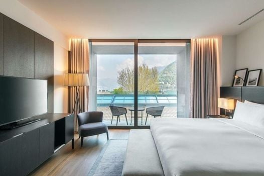 Hilton Lake Como
