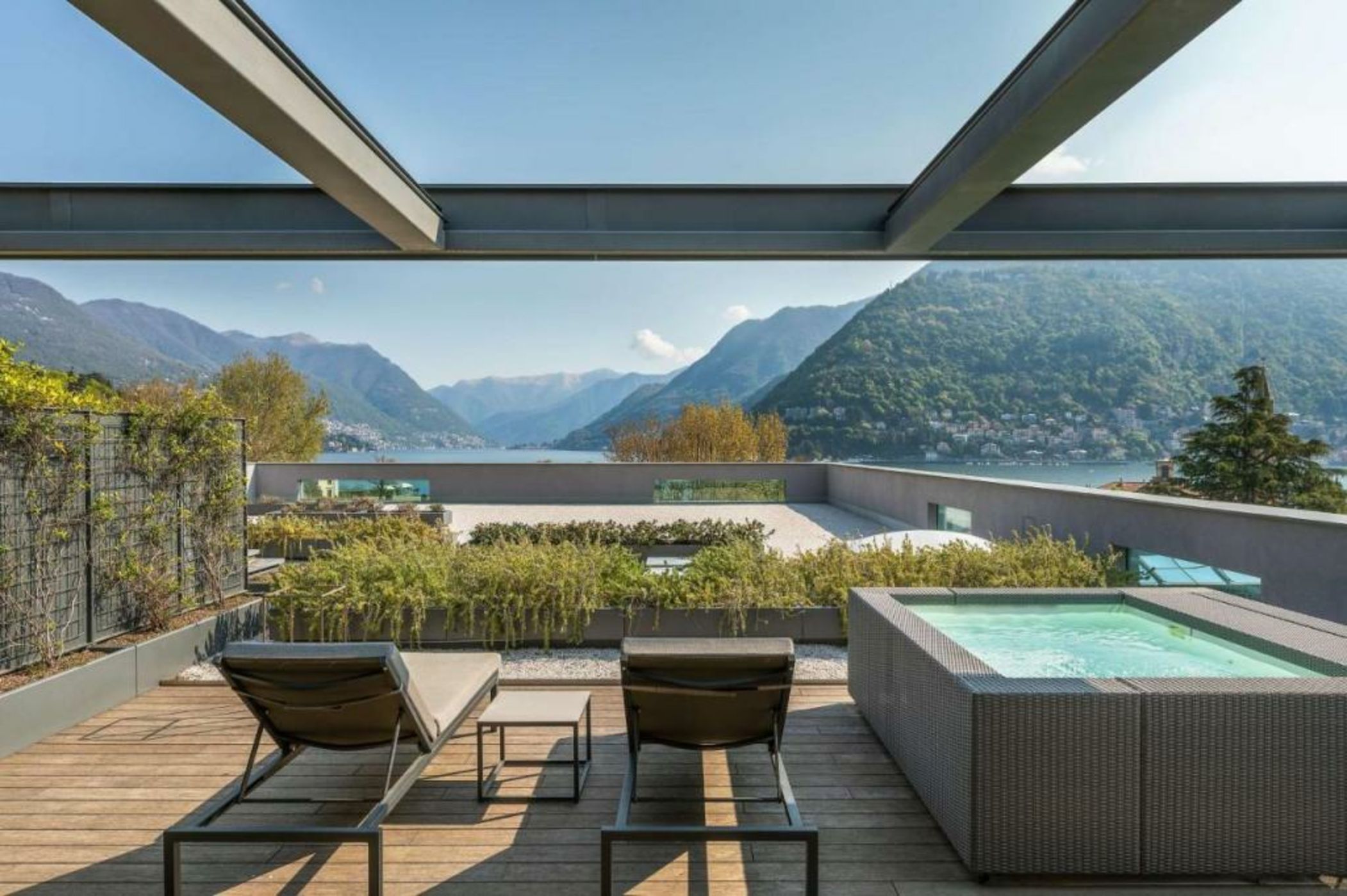 Hilton Lake Como