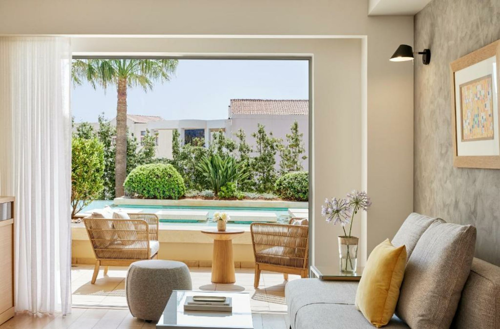 Minoa Palace Resort & Spa