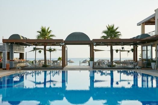 Minoa Palace Resort & Spa